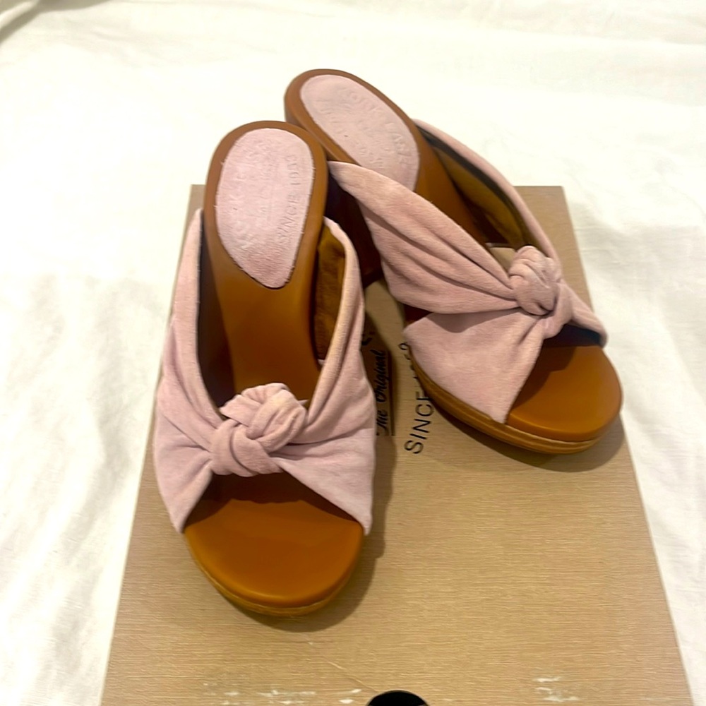 NEW IN BOX Kirk-ease Haya Pink Suede